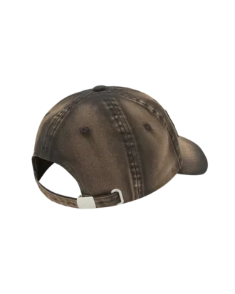 Dad-Cap mit Script-Spray-Fade